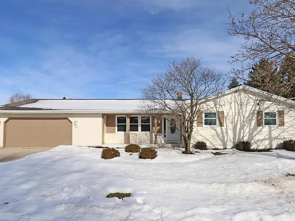 830 Wisconsin AVENUE, Oostburg, WI 53070