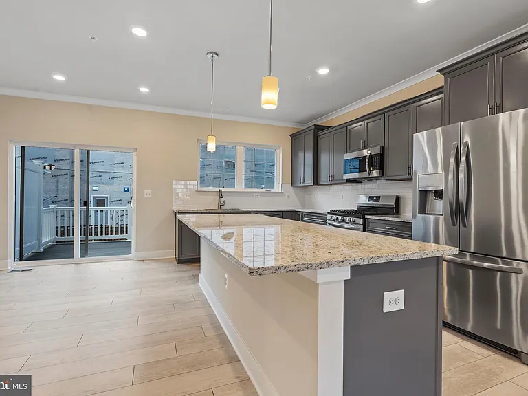 1421 Clingmans Dome Dr — Photo 12