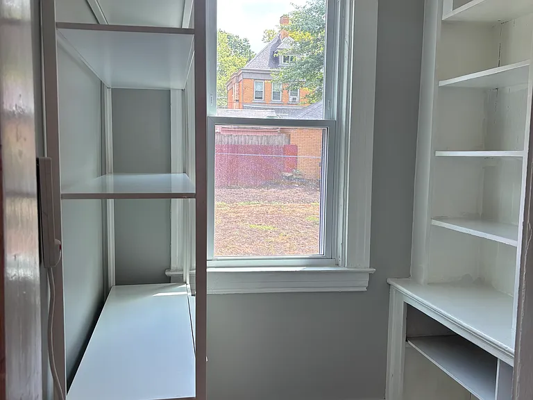 1022 Mellon St — Photo 14