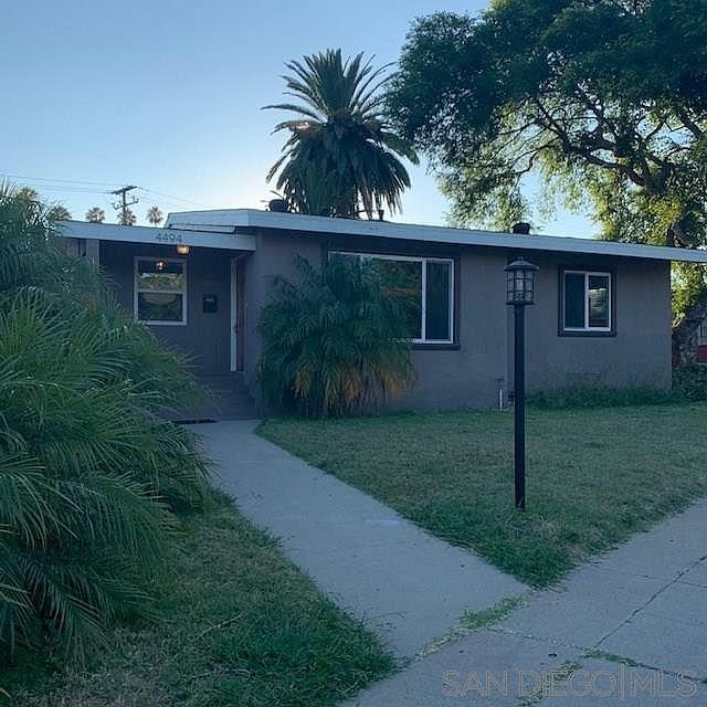 1st image of 4494 Palm Ave