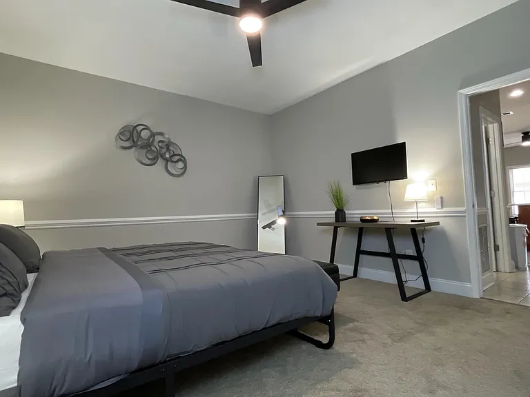 169 E Grand Ave #101 — Photo 23