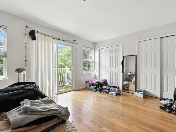 207 New York Avenue image 18 of 21