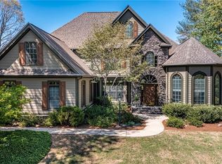 215 Long Cove Ct, Sunset, SC 29685