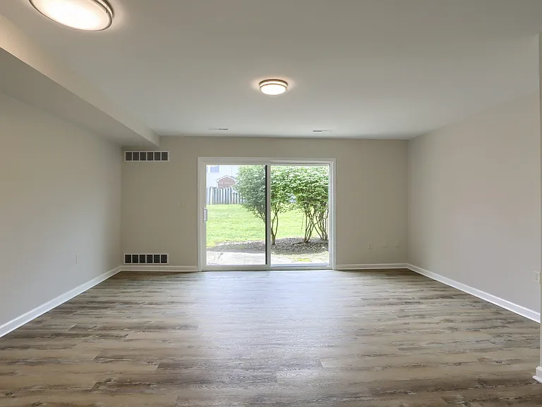 Briarcrest Gardens Apartments & Townhomes — Photo 6