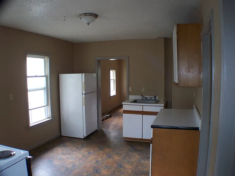 10 E Green St #2 — Photo 2