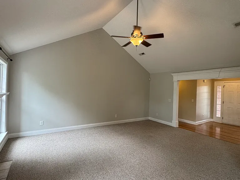 5685 Hyacinth Ln — Photo 15