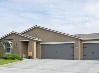 10206 Cooper Lake Ave, Bakersfield, CA 93311