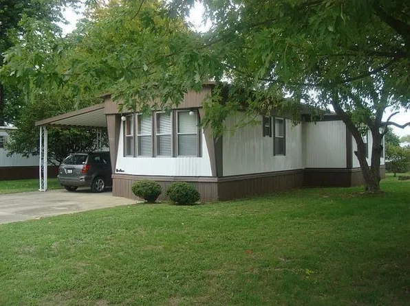 202 W Glenwood St, Olney, IL 62450