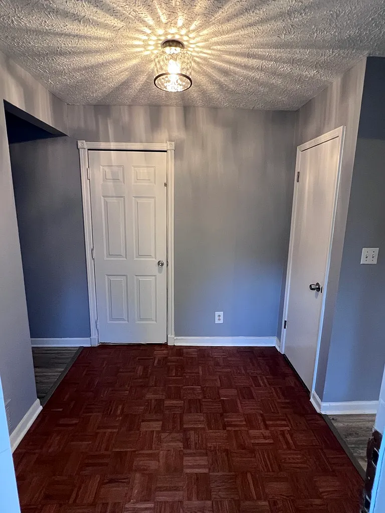 3 Bed, 2 Bath Single-Family Home in Acworth — Photo 4