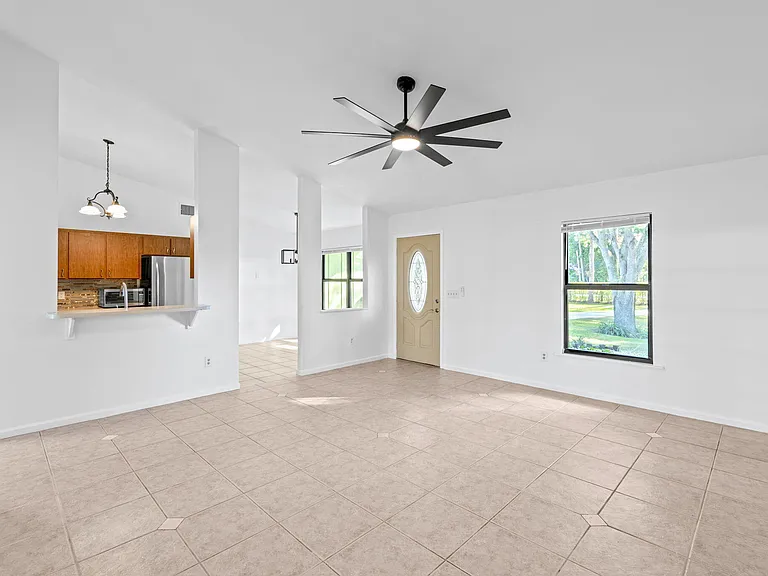 11989 Persimmon Blvd — Photo 9