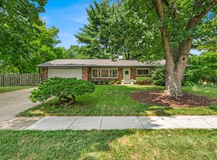 7996 Dartmouth Ct, Indianapolis, IN 46260