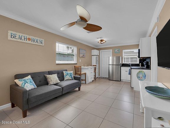 4th image of 308 Johnson Ave #9