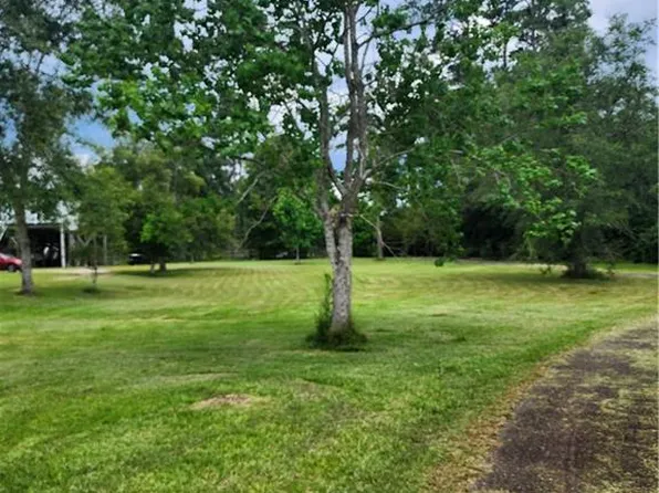 3247 Bonfouca Dr, Slidell, LA 70458