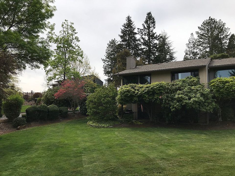 1st image of 211 Florence Ave