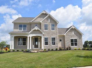 2487 Bryn Mawr Dr, Lewis Center, OH 43035