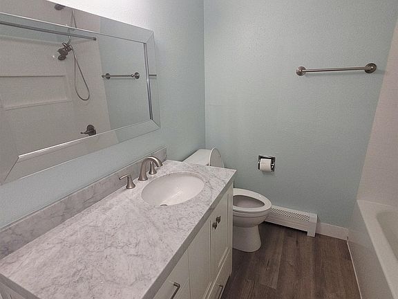 4th image of 141 Dunkel St Unit 13B