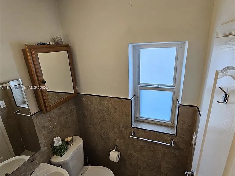 7400 Harding Ave #22 — Photo 12