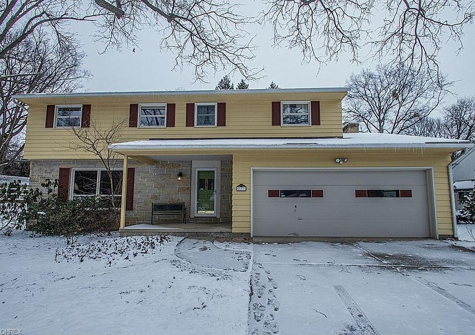 1st image of 211 Elmwood Dr
