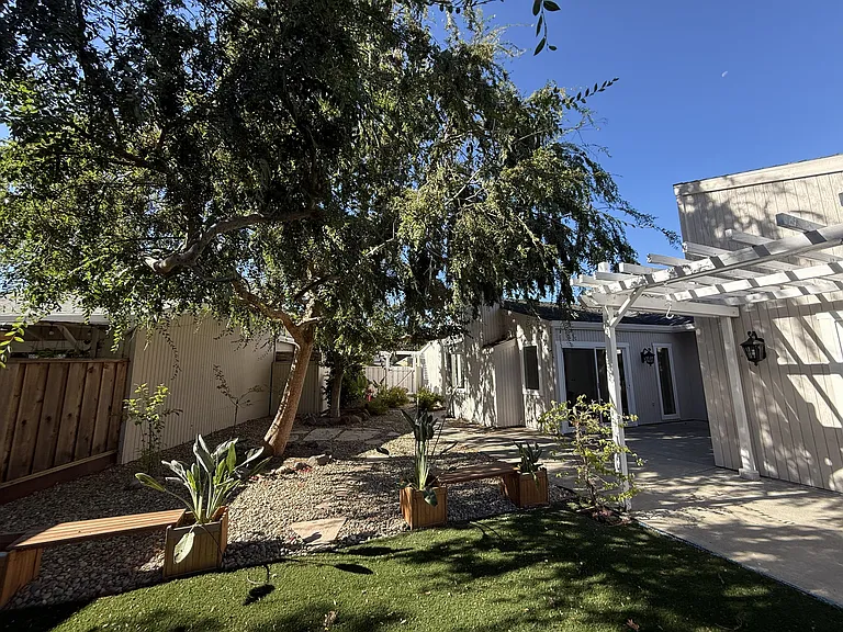 328 Flaming Oak Dr — Photo 32