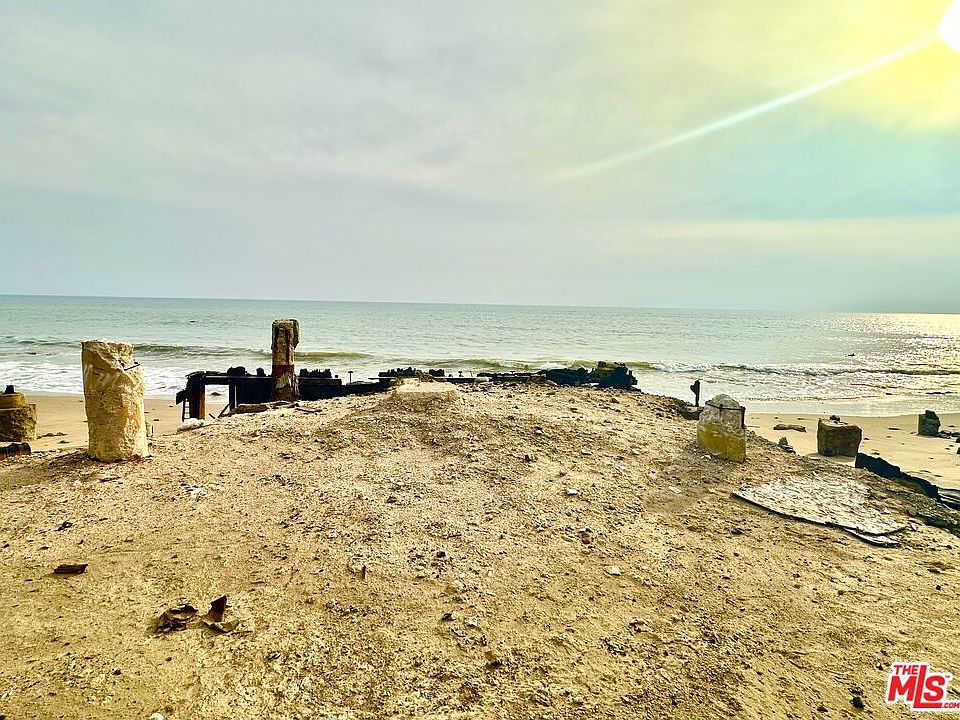 1st image of 19240 Pacific Coast Hwy