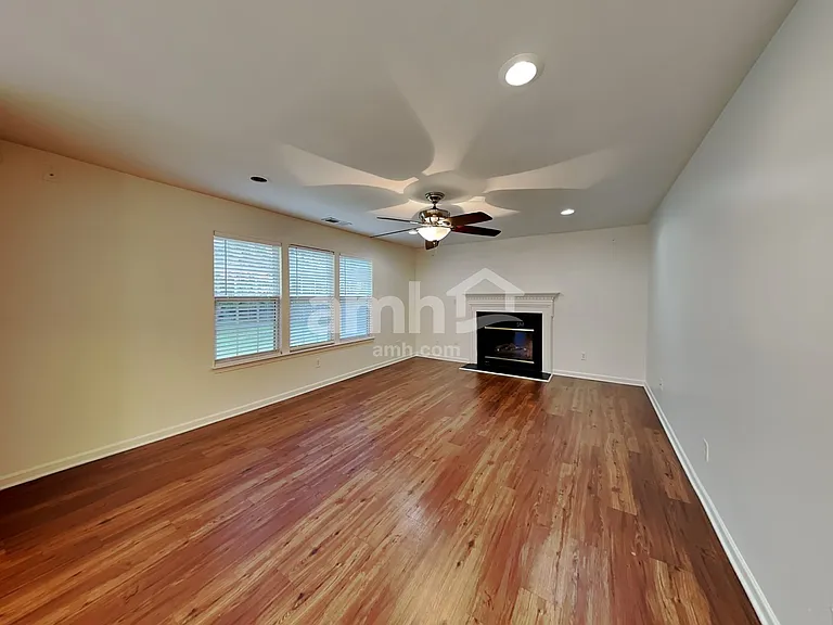 10928 Harringham Ln — Photo 6