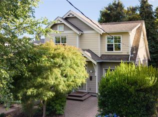 1115 Faithful St, Victoria, BC V8V 2R5