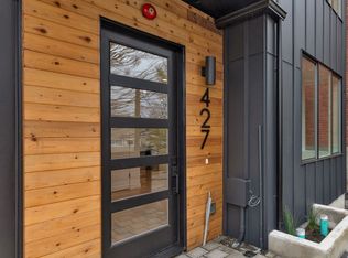 3040749-Lu, Seattle, WA 98112