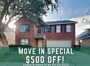 5977 Saddle Flap Dr, Fort Worth, TX 76179