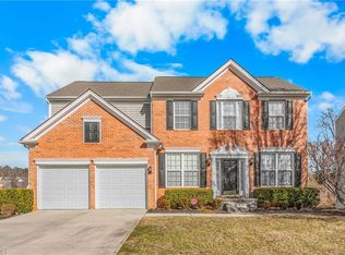 1551 Pondhaven Dr, High Point, NC 27265