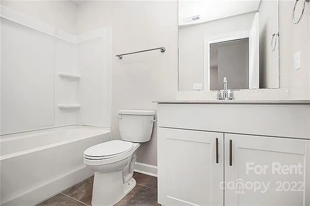 4005 Armstrong Farm Dr — Photo 8