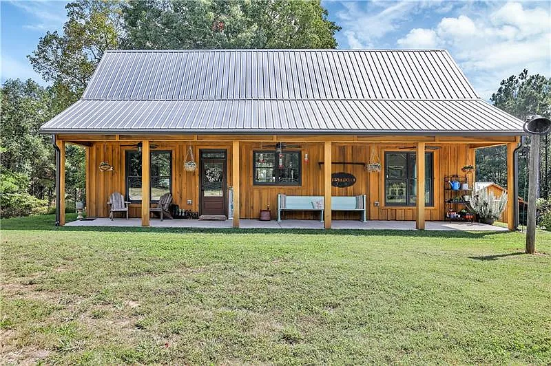 2796 Mount Moriah Rd photo 1