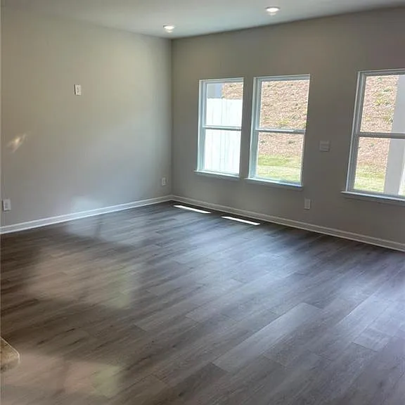 4074 Holland Grove Rd — Photo 7