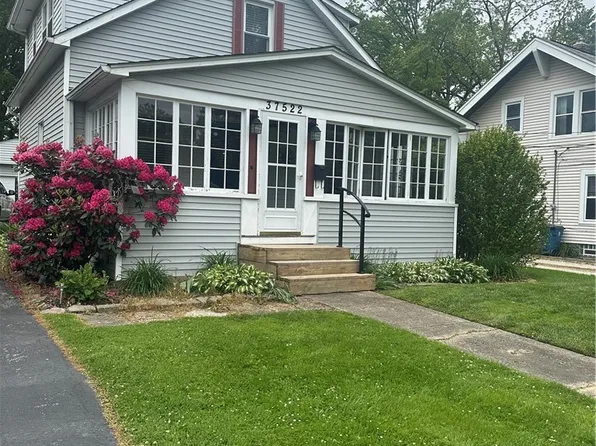 37522 Arthur St, Willoughby, OH 44094
