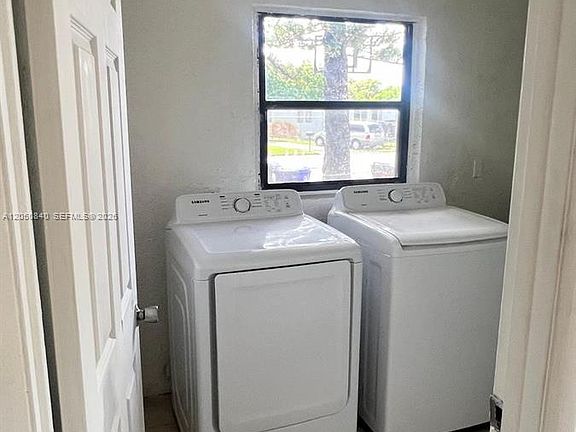 4th image of 1742 NW 29th Way