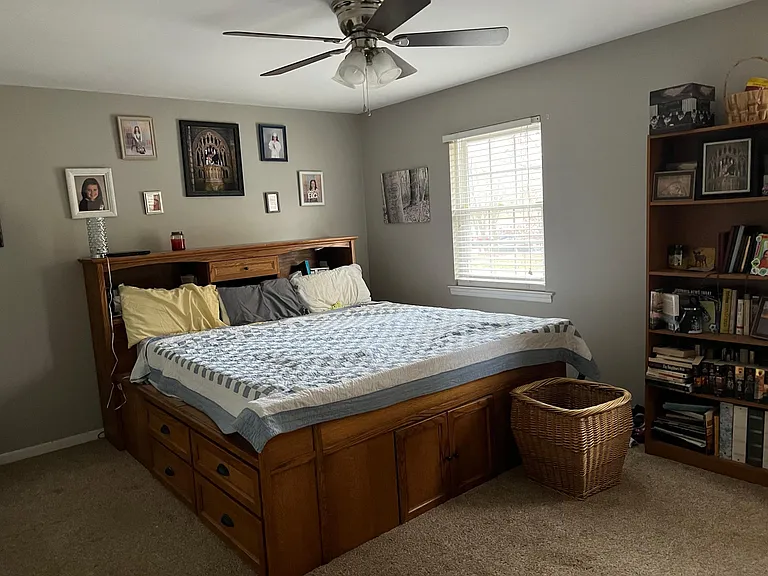 93 Stonegate Vlg — Photo 11