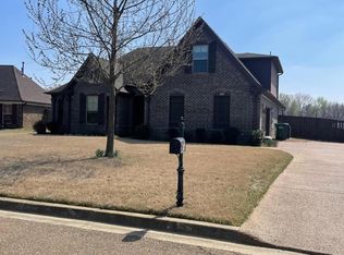 3291 Pinetree Loop S, Southaven, MS 38672