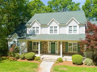 3260 Beroth Rd, Pfafftown, NC 27040