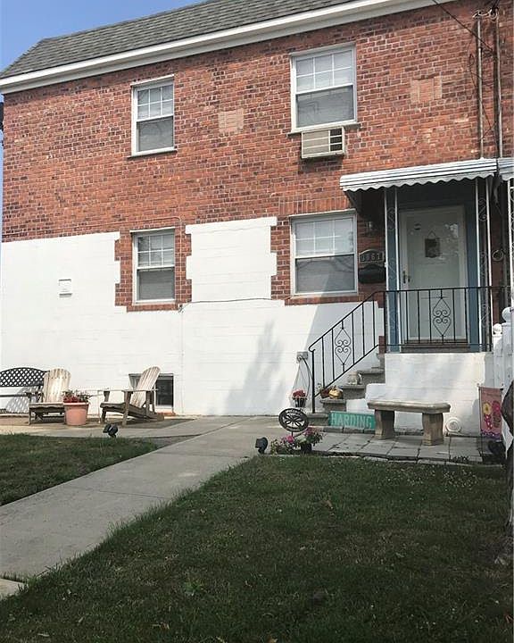 2nd image of 3064 Harding Ave