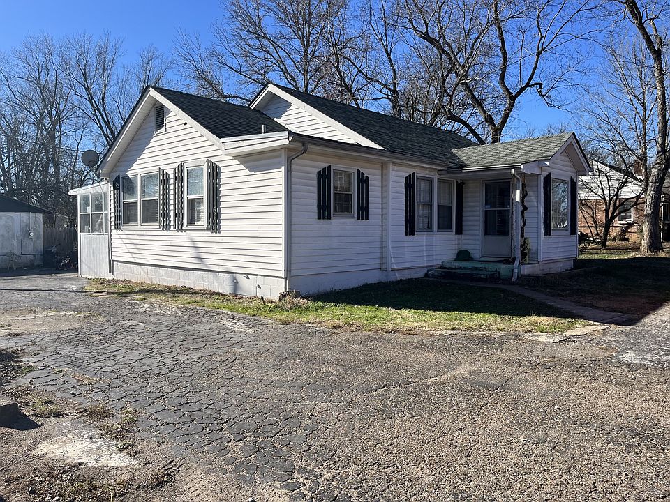 1st image of 4204 Woodbury Pike