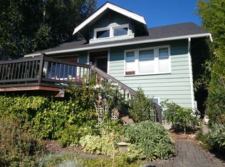 4021 39th Ave SW, Seattle, WA 98116