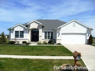 5057 Merlot Dr, Oregon, OH 43616