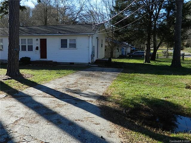 1st image of 301 S Summey St