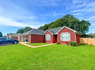 97 Jadewood Dr, Jackson, TN 38305