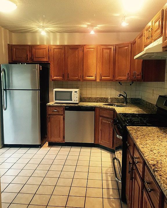 Kitchen with Breakfast Nook