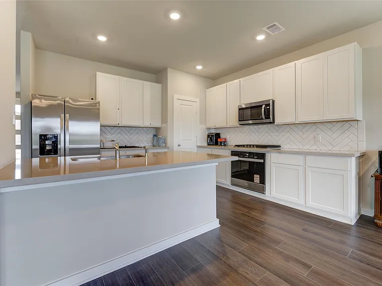 6607 Arabella Lakes Dr — Photo 17