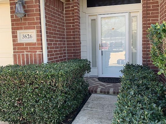 2nd image of 3626 English Oak Dr