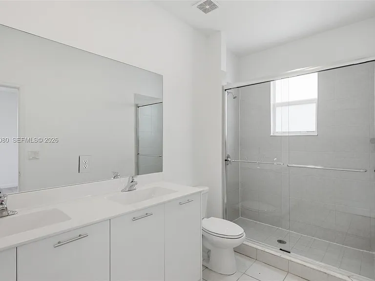 2345 NW 131st Cir — Photo 24