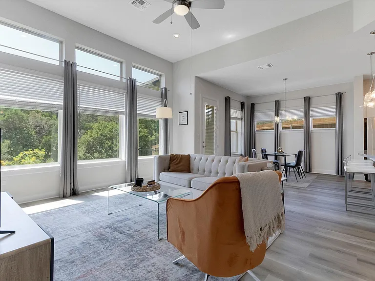 5820 Harper Park Dr #3 — Photo 2