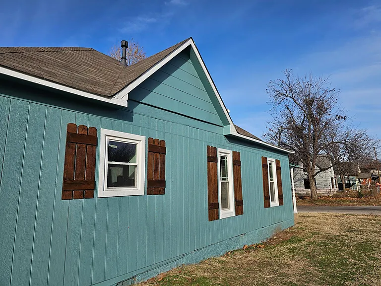 623 E Harrison Ave — Photo 10