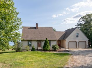 304 Captain John Parker Rd, Phippsburg, ME 04562